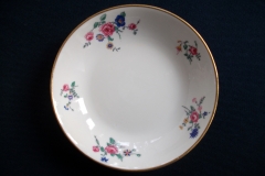 AHRENFELDT FLORAL SPRAY- BERRY BOWL  .....   https://www.jaapiesfinechinastore.com