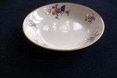 AHRENFELDT FLORAL SPRAY- BERRY BOWL  .....   http://jaapiesfinechinastore.com