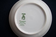 AHRENFELDT FLORAL SPRAY- BERRY BOWL  .....   http://jaapiesfinechinastore.com