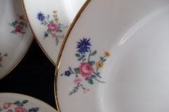 AHRENFELDT FLORAL SPRAY- BREAD & BUTTER PLATE  .....   https://www.jaapiesfinechinastore.com