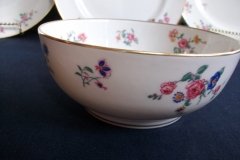 AHRENFELDT FLORAL SPRAY- CRANBERRY BOWL  .....   http://jaapiesfinechinastore.com