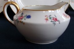 AHRENFELDT FLORAL SPRAY- CREAMER  .....   http://jaapiesfinechinastore.com