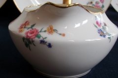 AHRENFELDT FLORAL SPRAY- CREAMER  .....   http://jaapiesfinechinastore.com