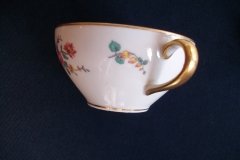 AHRENFELDT FLORAL SPRAY- CUP & SAUCER .....   http://jaapiesfinechinastore.com