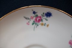 AHRENFELDT FLORAL SPRAY- CUP & SAUCER .....   http://jaapiesfinechinastore.com