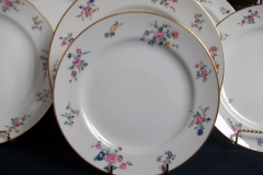 AHRENFELDT FLORAL SPRAY- SALAD PLATE  .....   https://www.jaapiesfinechinastore.com