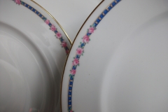 AHRENFELDT ROSES IN BLUE BAND-  DINNER PLATE   .....   https://www.jaapiesfinechinastore.com