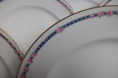 AHRENFELDT ROSES IN BLUE BAND-  DINNER PLATE   .....   http://jaapiesfinechinastore.com