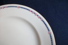 AHRENFELDT ROSES IN BLUE BAND-  DINNER PLATE   .....   http://jaapiesfinechinastore.com
