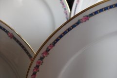 AHRENFELDT ROSES IN BLUE BAND-  LUNCH PLATE   .....   http://jaapiesfinechinastore.com