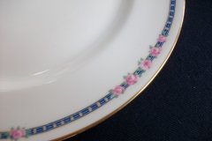 AHRENFELDT ROSES IN BLUE BAND-  LUNCH PLATE   .....   http://jaapiesfinechinastore.com