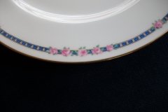 AHRENFELDT ROSES IN BLUE BAND-  LUNCH PLATE   .....   http://jaapiesfinechinastore.com
