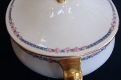 AHRENFELDT ROSES IN BLUE BAND-  OVAL COVERED SERVING   BOWL   .....   http://jaapiesfinechinastore.com