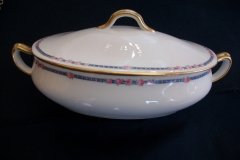 AHRENFELDT ROSES IN BLUE BAND-  OVAL COVERED SERVING   BOWL   .....   http://jaapiesfinechinastore.com