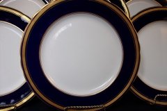 AYNSLEY 7282 LAUREL COBALT- DINNER PLATE   .....  http://jaapiesfinechinastore.com