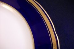 AYNSLEY 7282 LAUREL COBALT- DINNER PLATE   .....  http://jaapiesfinechinastore.com