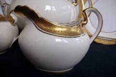 AYNSLEY #7761 CREAM/ ENCRUSTED GOLD BAND-  CREAMER  .....   http://jaapiesfinechinastore.com