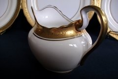 AYNSLEY #7761 CREAM/ ENCRUSTED GOLD BAND-  CREAMER  .....   http://jaapiesfinechinastore.com