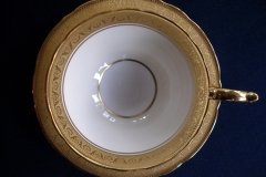 AYNSLEY #7761 CREAM/ ENCRUSTED GOLD BAND- CUP & SAUCER   .....   http://jaapiesfinechinastore.com
