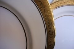 AYNSLEY #7761 CREAM/ ENCRUSTED GOLD BAND-  SERVING PLATTER  13 1/2"   .....   http://jaapiesfinechinastore.com
