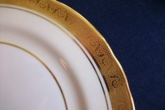 AYNSLEY #7761 CREAM/ ENCRUSTED GOLD BAND- SALAD  PLATE   .....   http://jaapiesfinechinastore.com
