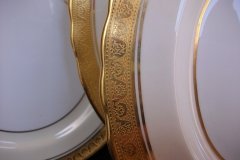AYNSLEY #7761 CREAM/ ENCRUSTED GOLD BAND-  SERVING PLATTER  11 1/2"   .....   http://jaapiesfinechinastore.com