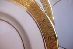 AYNSLEY #7761 CREAM/ ENCRUSTED GOLD BAND-  SERVING PLATTER  11 1/2"   .....   http://jaapiesfinechinastore.com