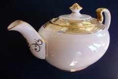 AYNSLEY #7761 CREAM/ ENCRUSTED GOLD BAND-  TEA POT  .....   http://jaapiesfinechinastore.com