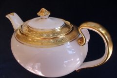 AYNSLEY #7761 CREAM/ ENCRUSTED GOLD BAND-  TEA POT  .....   http://jaapiesfinechinastore.com