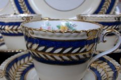 AYNSLEY 7848 MOTTLED BLUE, FLORAL CENTER- CUP & SAUCER   .....   http://jaapiesfinechinastore.com