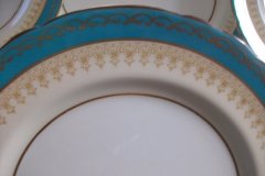 AYNSLEY AQUA BLUE #7611- FILIGREE, GOLD SCROLLS-  DINNER PLATE    .....   http://jaapiesfinechinastore.com