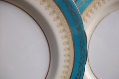 AYNSLEY AQUA BLUE #7611- FILIGREE, GOLD SCROLLS-  DINNER PLATE    .....   http://jaapiesfinechinastore.com