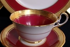 AYNSLEY BUCKINGHAM MAROON-  CUP & SAUCER   .....   http://jaapiesfinechinastore.com