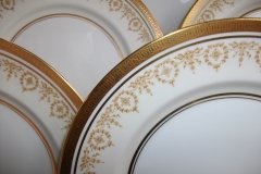 AYNSLEY GOLDEN DOWERY #7892- DINNER PLATES   .....   http://jaapiesfinechinastore.com