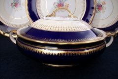 AYNSLEY HATFIELD COBALT #7024- ROUND COVERED  SERVING BOWL    .....   http://jaapiesfinechinastore.com