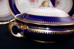 AYNSLEY HATFIELD COBALT #7024- ROUND COVERED  SERVING BOWL    .....   http://jaapiesfinechinastore.com