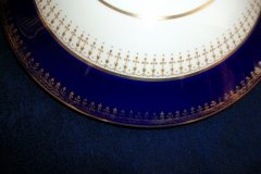 AYNSLEY HATFIELD COBALT #7024- ROUND COVERED  SERVING BOWL    .....   http://jaapiesfinechinastore.com