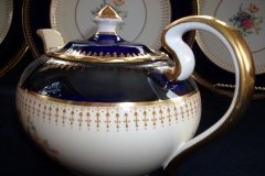AYNSLEY HATFIELD COBALT #7024- TEA POT   .....   http://jaapiesfinechinastore.com