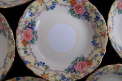 AYNSLEY MELROSE 7259-  BERRY BOWL   .....    https://jaapiesfinechinastore.com