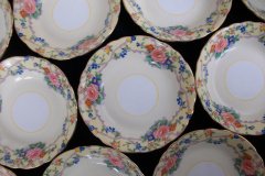AYNSLEY MELROSE 7259-  BERRY BOWL   .....    https://jaapiesfinechinastore.com