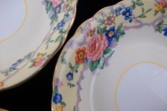 AYNSLEY MELROSE 7259-  BERRY BOWL   .....    https://jaapiesfinechinastore.com