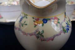 AYNSLEY MELROSE 7259-  CREAMER  10 oz   .....    https://jaapiesfinechinastore.com
