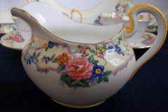 AYNSLEY MELROSE 7259-  CREAMER  10 oz   .....    https://jaapiesfinechinastore.com