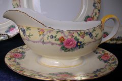 AYNSLEY MELROSE 7259-GRAVY BOAT & SAUCERL   .....    https://jaapiesfinechinastore.com