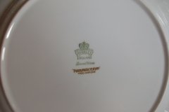 AYNSLEY PARAMOUNT MARONE  #7700-  DINNER PLATE   .....   http://jaapiesfinechinastore.com