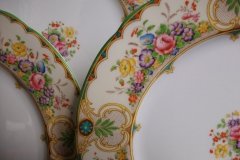 AYNSLEY REGINA- DINNER PLATE  ..... http://jaapiesfinechinastore.com