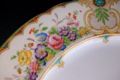 AYNSLEY REGINA- DINNER PLATE  ..... http://jaapiesfinechinastore.com
