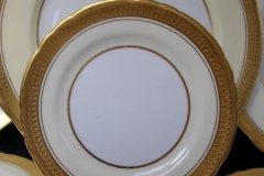 AYNSLEY SANDRINGHAM- BREAD & BUTTER PLATE 6 1/8" ..... http://jaapiesfinechinastore.com