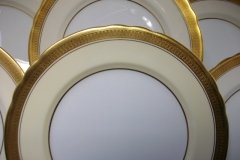 AYNSLEY SANDRINGHAM- DINNER PLATE    ..... http://jaapiesfinechinastore.com