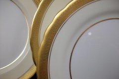 AYNSLEY SANDRINGHAM- SALAD PLATE 8 1/4" ..... http://jaapiesfinechinastore.com